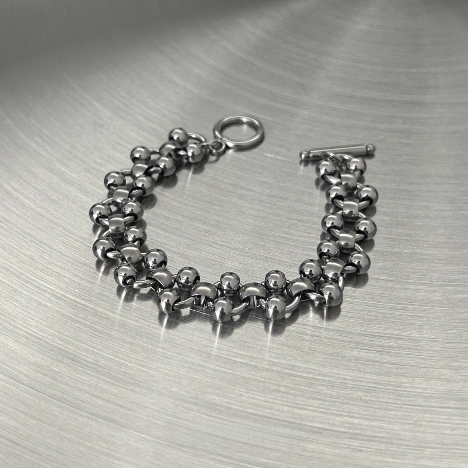 Pulsera de Acero Hueco Estilo  - Streetwear Brand Niche reseña y precio
